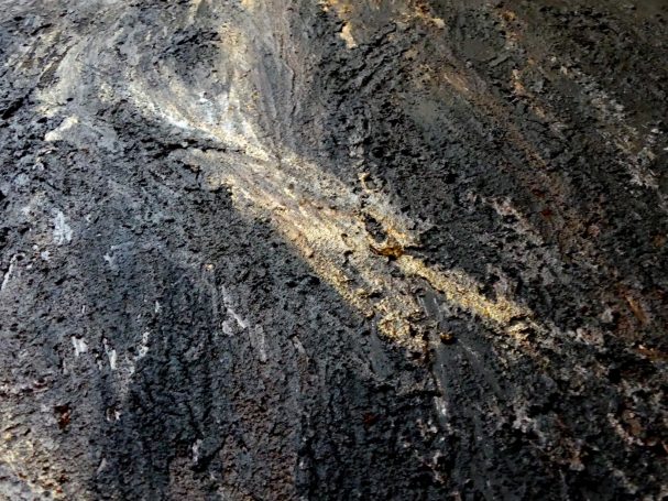 Matières montagne rochers érodés Ajnay